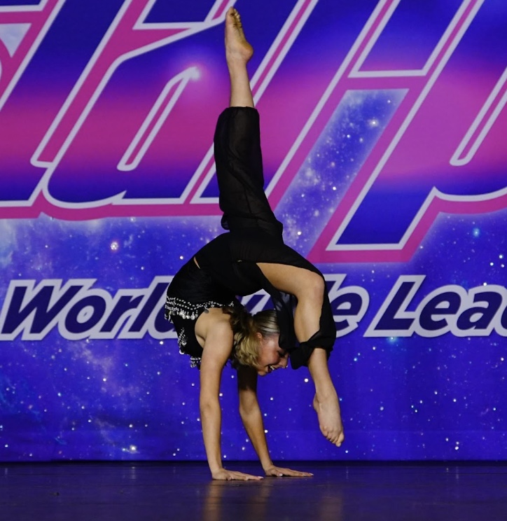 Elisa Sara Herr at the KAR Dance Competition